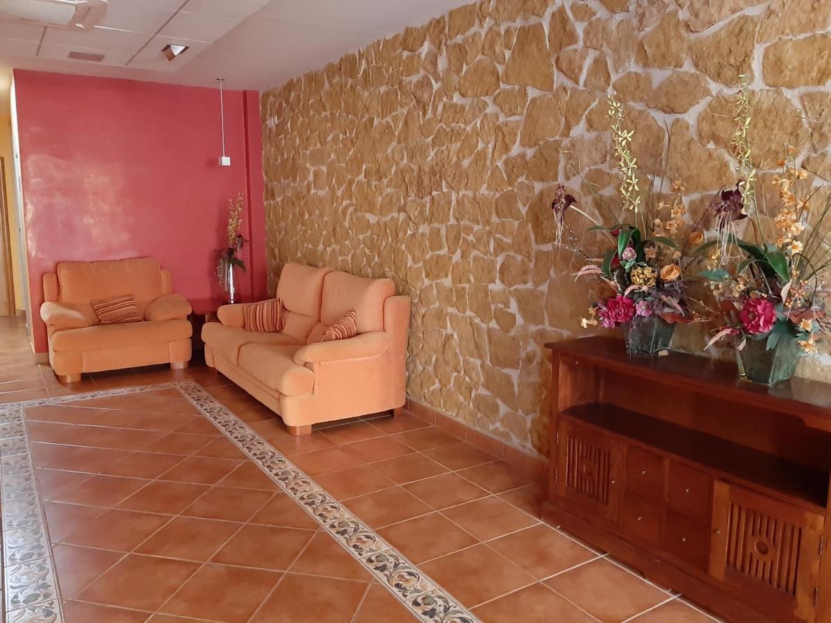 Ca L'Angel Hotel Pinell de Bray Bagian luar foto