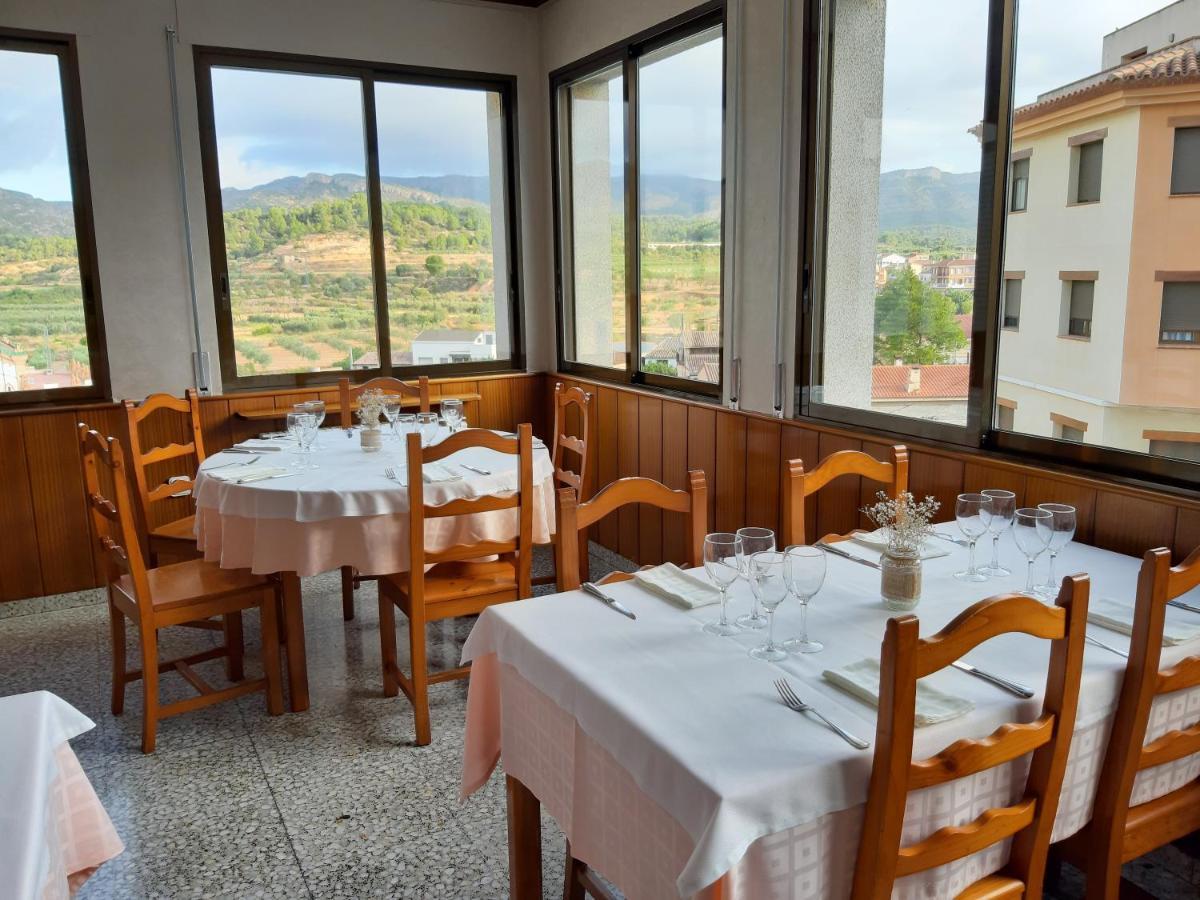 Ca L'Angel Hotel Pinell de Bray Bagian luar foto